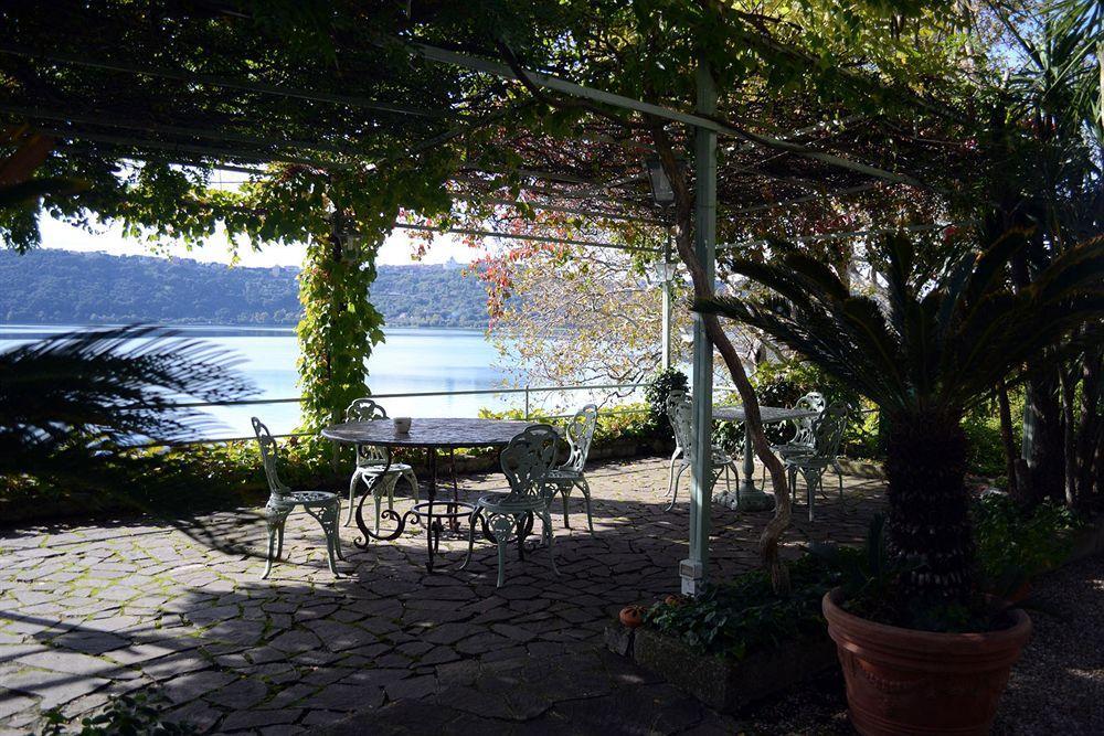 Hotel La Culla Del Lago Castel Gandolfo Kültér fotó